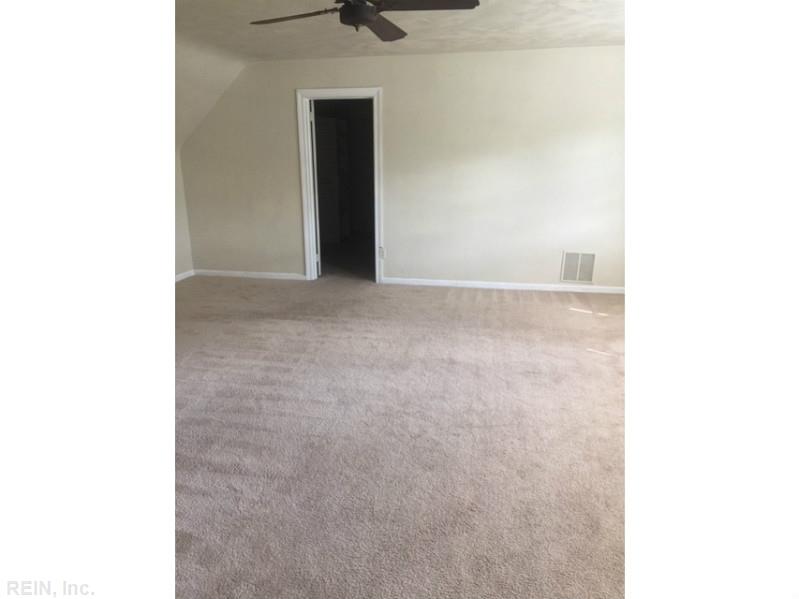 133 Raymond Dr
