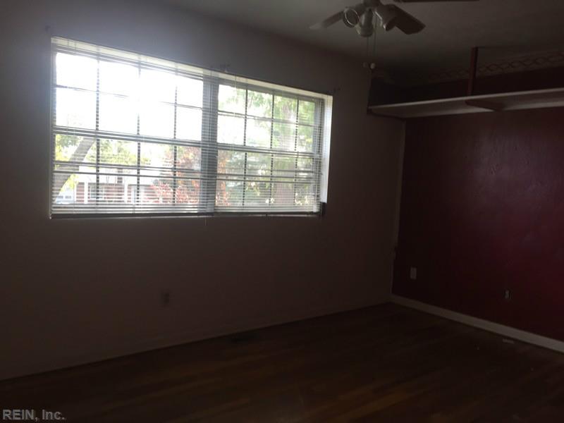 211 Greenwell Dr