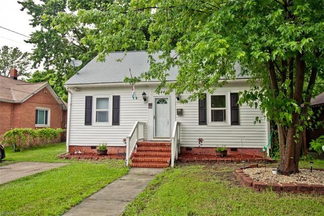 105 Maplewood St