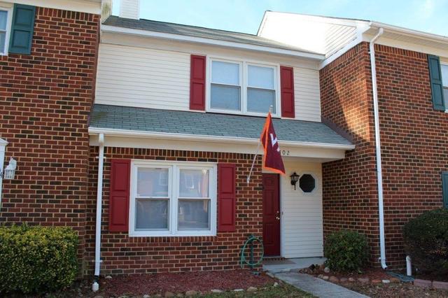 102 Kingsbridge Ln