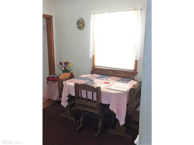 For Sale: 323 Mohican Dr Portsmouth, VA 23701