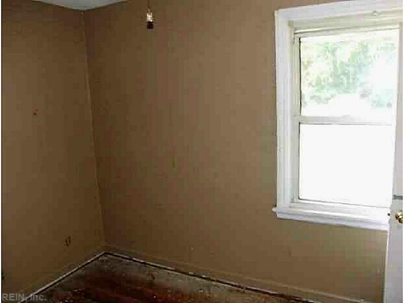 640 Lanier Cres