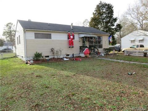 309 Blackwater Dr