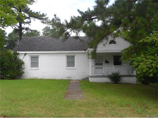 309 Blackwater Dr