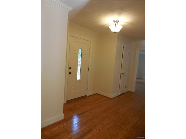 For Sale: 15206 Harrowgate Rd Chester, VA 23831