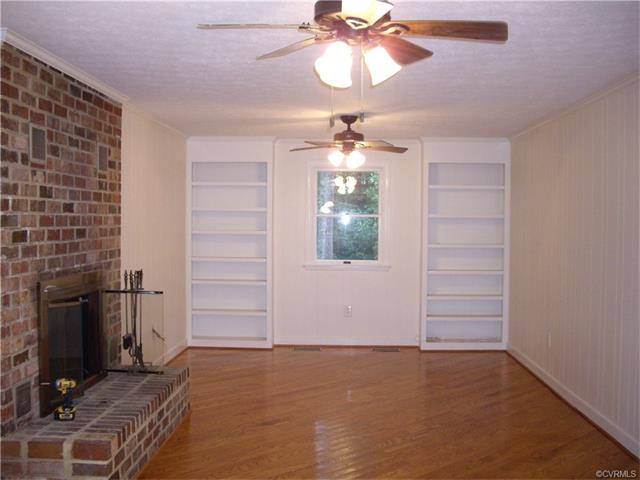 For Sale: 15206 Harrowgate Rd Chester, VA 23831