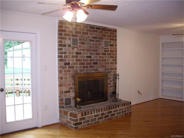 For Sale: 15206 Harrowgate Rd Chester, VA 23831