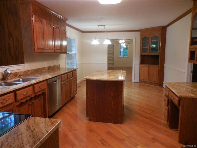 For Sale: 15206 Harrowgate Rd Chester, VA 23831