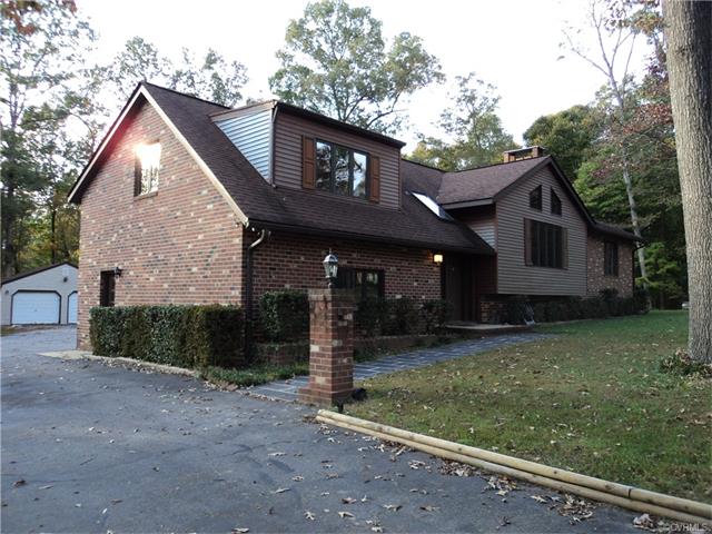 801 Lake Ridge Dr
