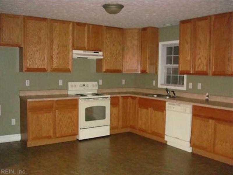 For Sale: 17027 Cabin Point Rd Courtland, VA 23837