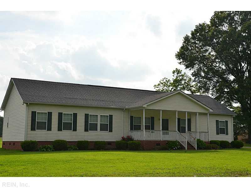For Sale: 21380 Dixie Farm Rd Franklin, VA 23851