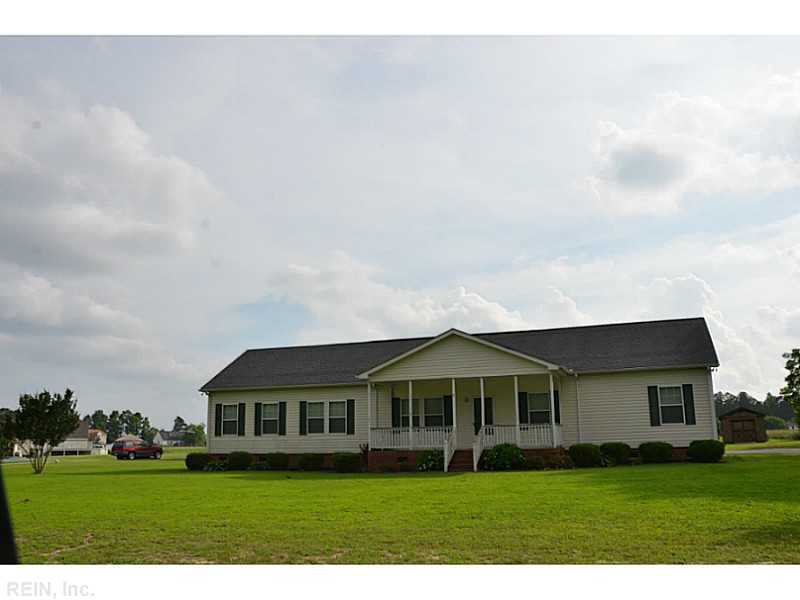 For Sale: 21380 Dixie Farm Rd Franklin, VA 23851