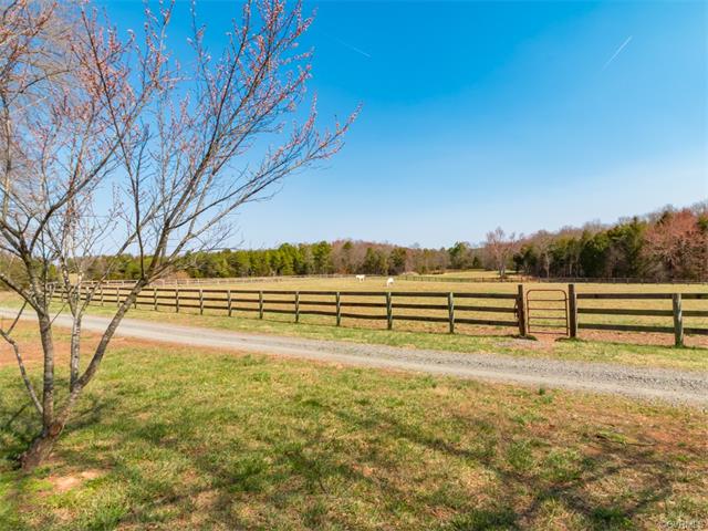 113 Windway Dr