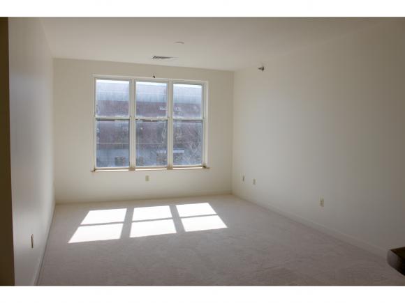 370 Farrell #APT 307, South Burlington VT 05403