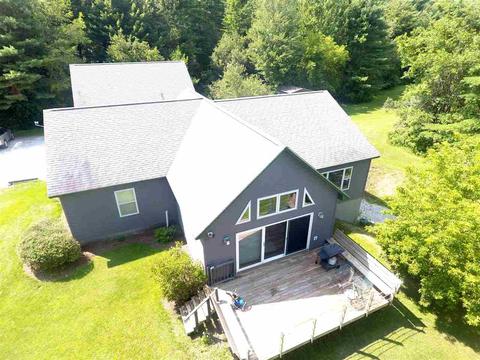 68 Woodland Way