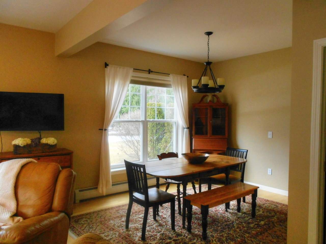 47 River View Dr