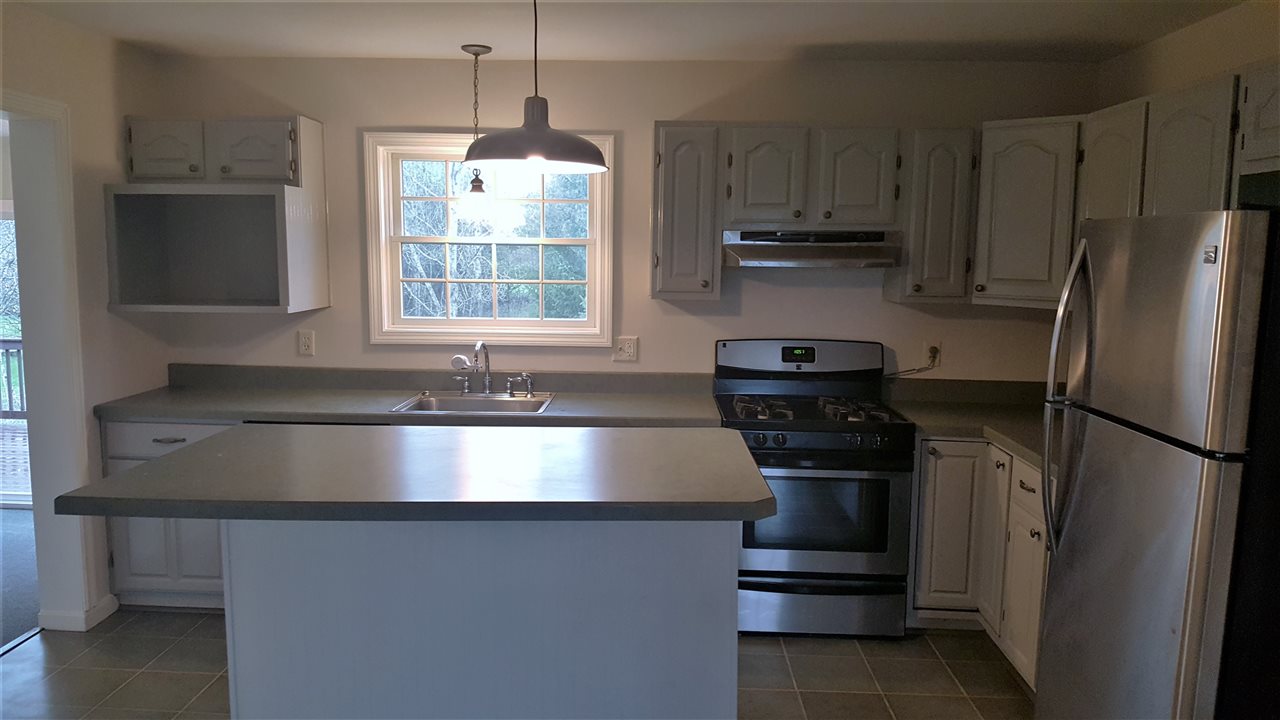 14 Crest Dr