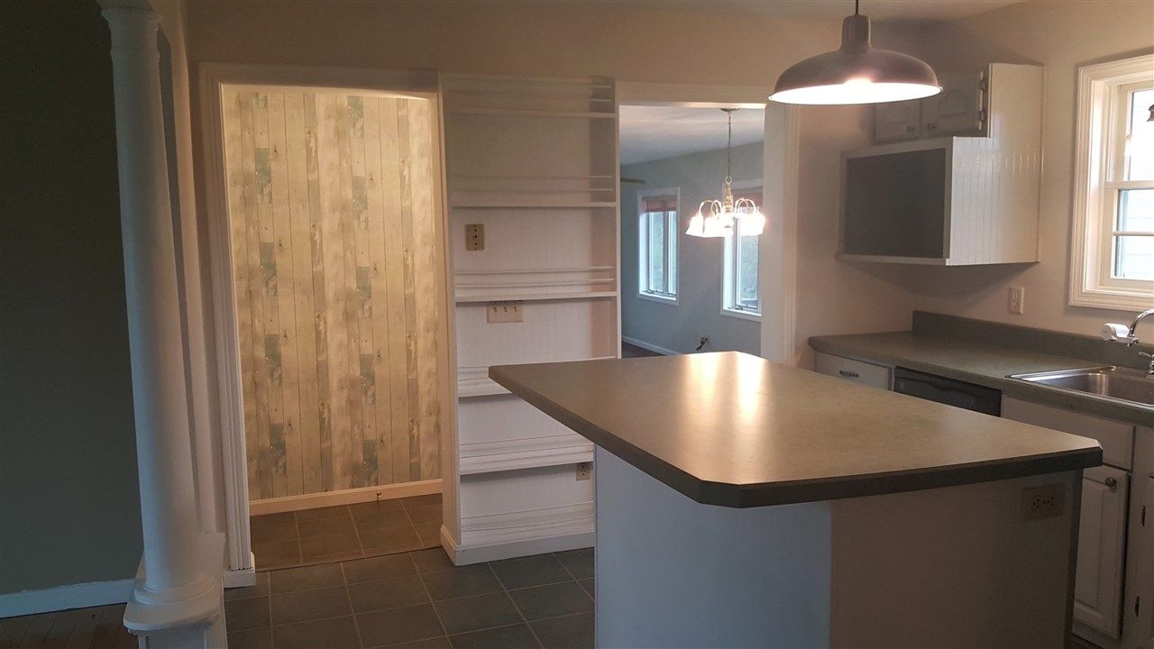 14 Crest Dr