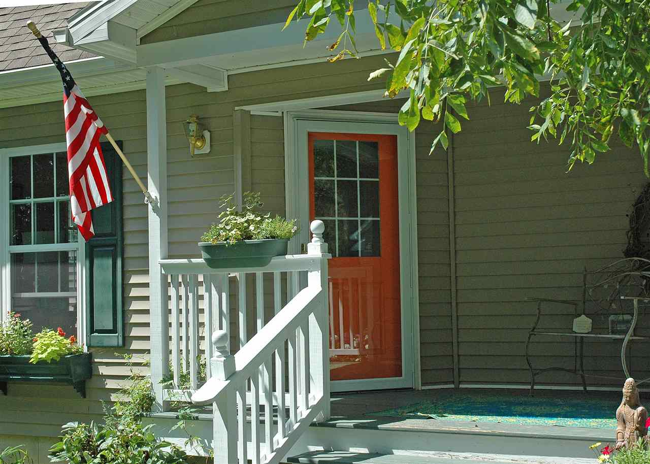 236 W Shore Rd