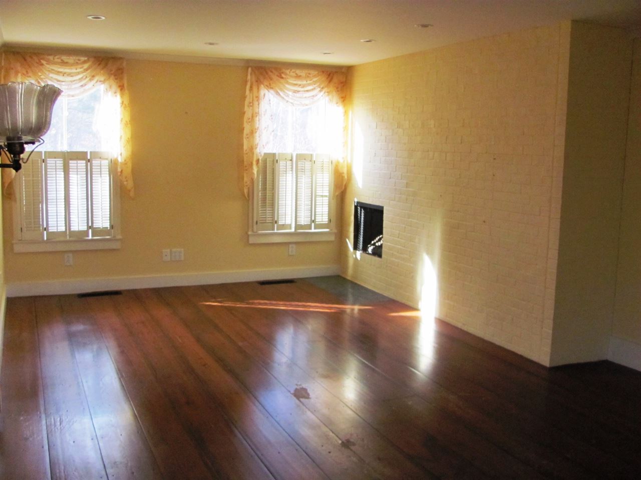184 Bragg Hill Rd
