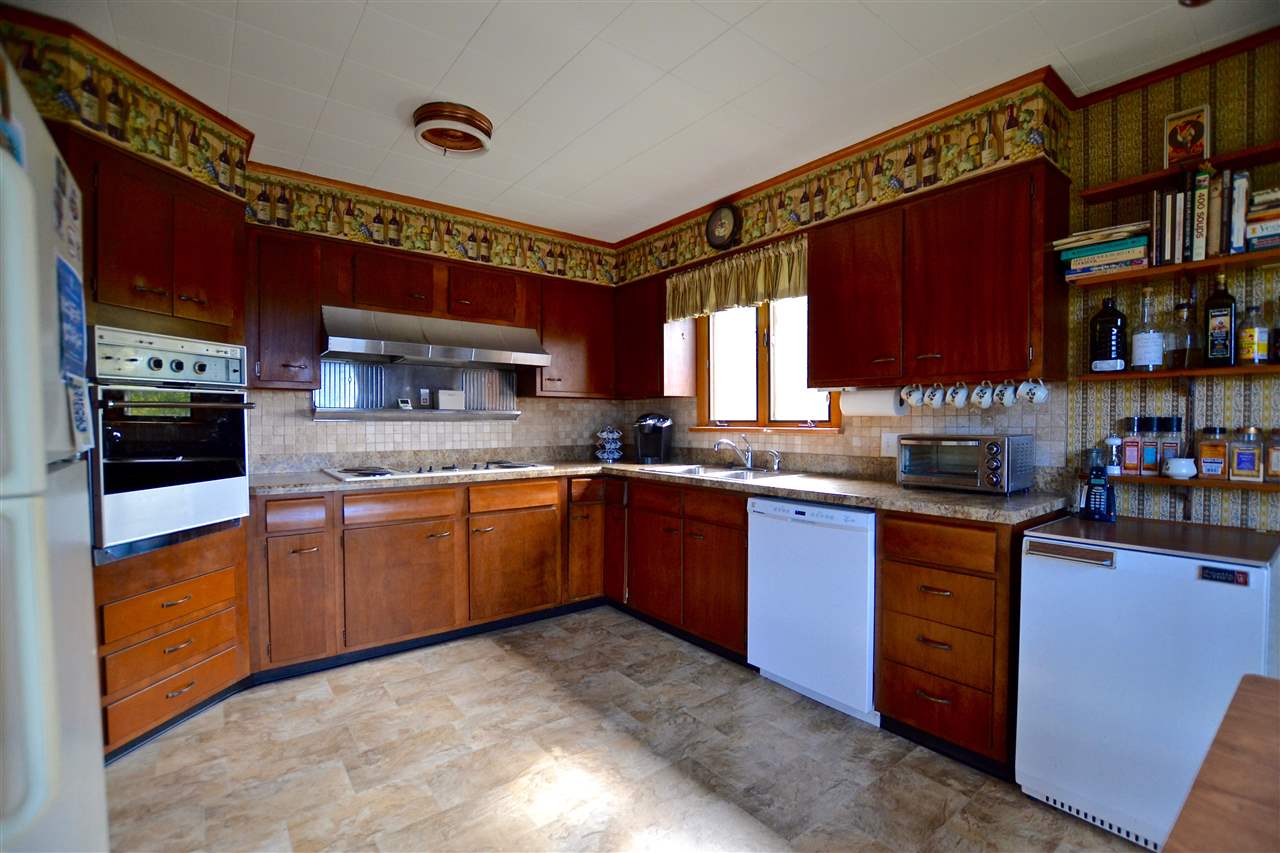 252 Shaw Hts