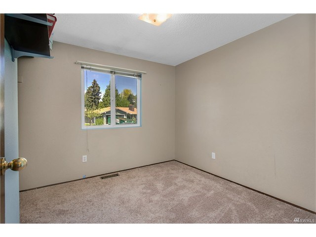 30625 7th Ave SW