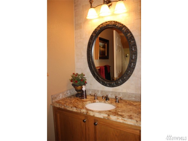 For Sale: 343 S 302nd Pl Federal Way, WA 98003