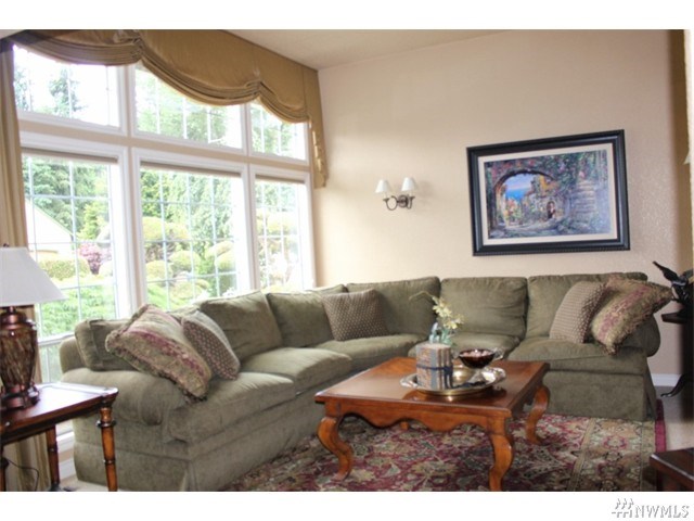 For Sale: 343 S 302nd Pl Federal Way, WA 98003