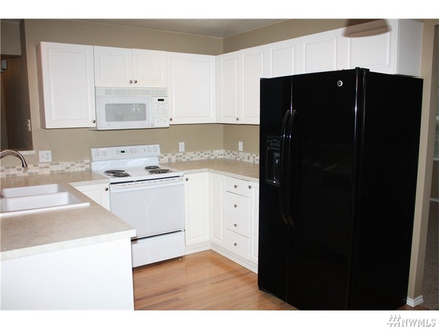 For Sale: 313 S 330th Pl Federal Way, WA 98003