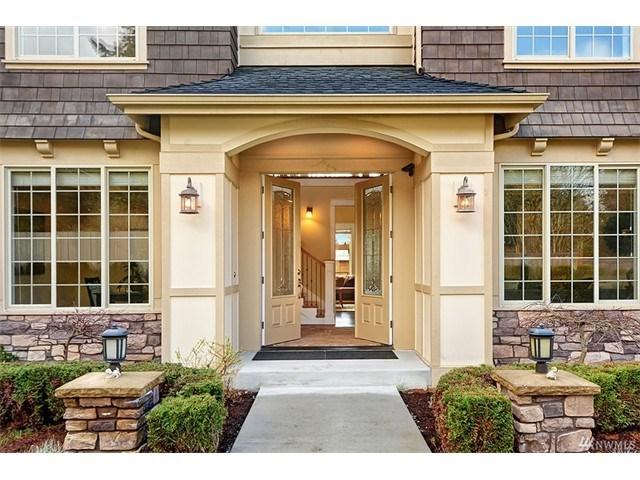 9943 Lake Washington Blvd NE