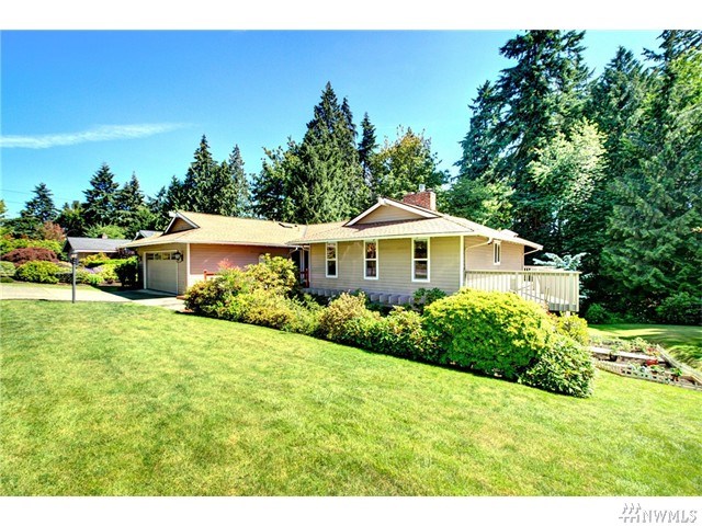 For Sale: 3210 102nd Ave NE Bellevue, WA 98004