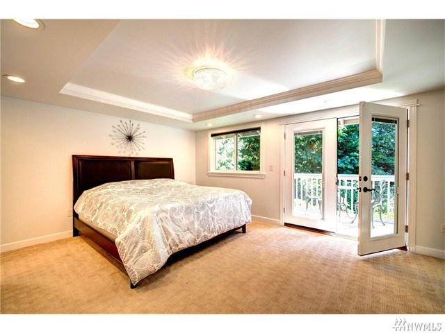 For Sale: 3210 102nd Ave NE Bellevue, WA 98004