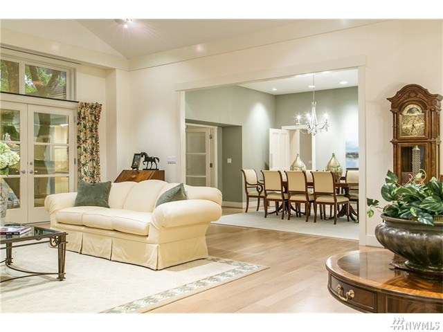 For Sale: 3435 122nd Pl NE Bellevue, WA 98005