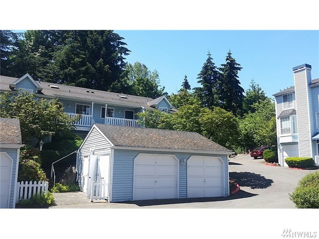 For Sale: 12321 41st Ln #33 Bellevue, WA 98006