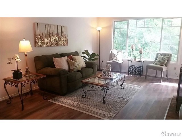 For Sale: 12321 41st Ln #33 Bellevue, WA 98006