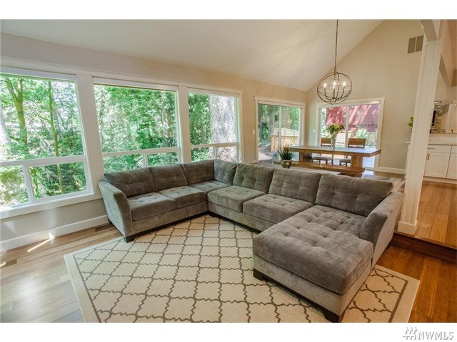 For Sale: 16510 SE 43rd St Bellevue, WA 98006