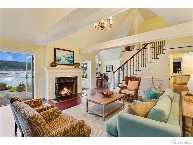 For Sale: 5415 Pleasure Point Ln SE Bellevue, WA 98006