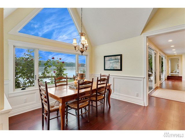 For Sale: 5415 Pleasure Point Ln SE Bellevue, WA 98006