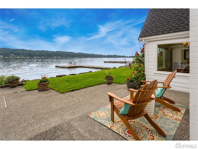 For Sale: 5415 Pleasure Point Ln SE Bellevue, WA 98006