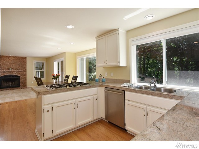 For Sale: 15173 SE 66th St Bellevue, WA 98006