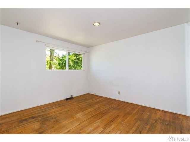 For Sale: 1006 151st Ave SE Bellevue, WA 98007