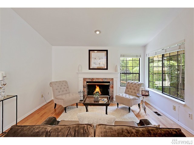 For Sale: 16182 SE 33rd Cir Bellevue, WA 98008