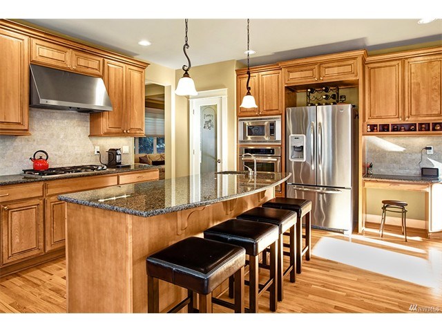 1250 173rd Ave NE