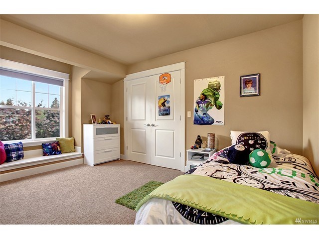 1250 173rd Ave NE