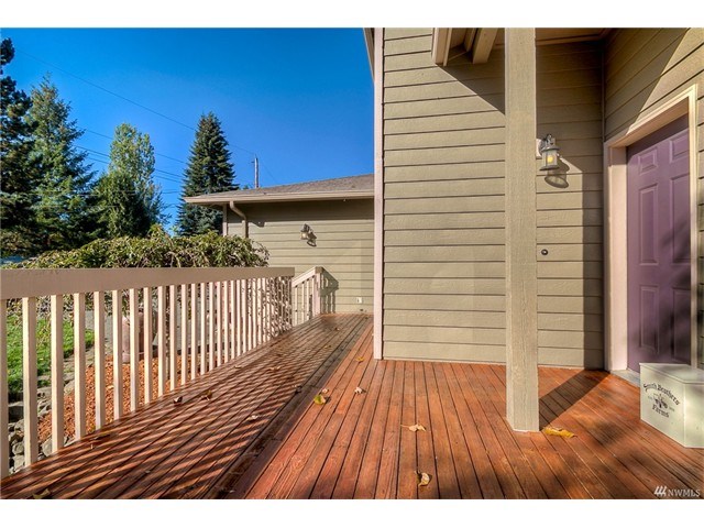 24180 Buena Vista Dr
