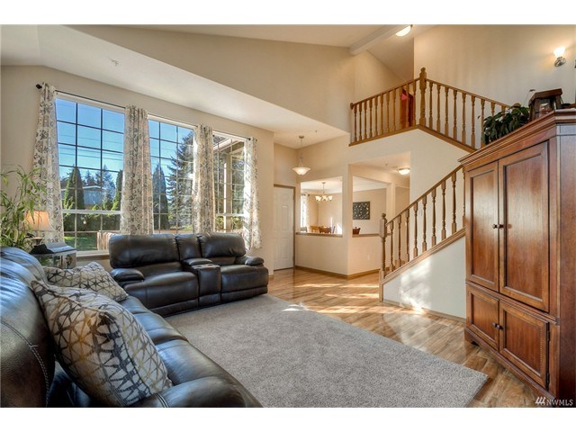 24180 Buena Vista Dr