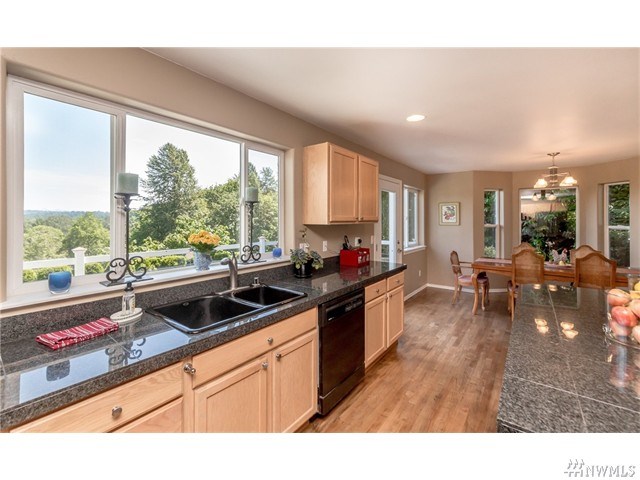 For Sale: 9409 NE 180th St Bothell, WA 98011