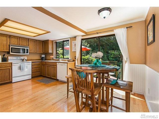 For Sale: 18301 129th Ave NE Bothell, WA 98011