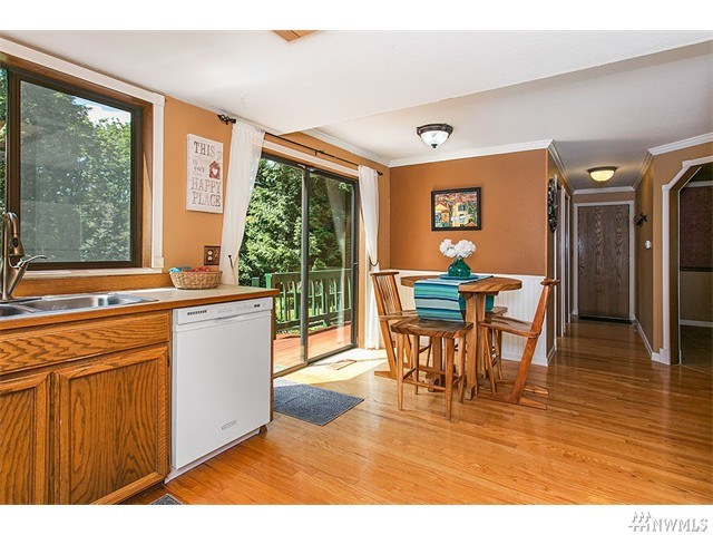 For Sale: 18301 129th Ave NE Bothell, WA 98011
