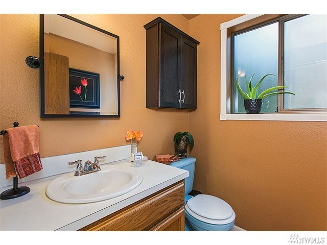 For Sale: 18301 129th Ave NE Bothell, WA 98011
